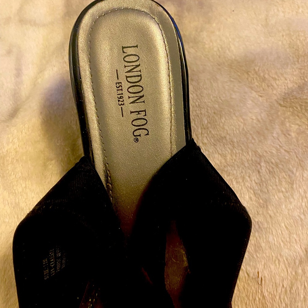 London Fog dressy wedge sling back.